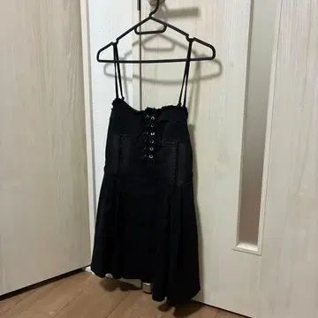 블랙 플레어 원피스 지퍼 포함