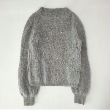 새상품급 스트로베리 필드 비쥬 장식 샤기 니트 울 최근 모델