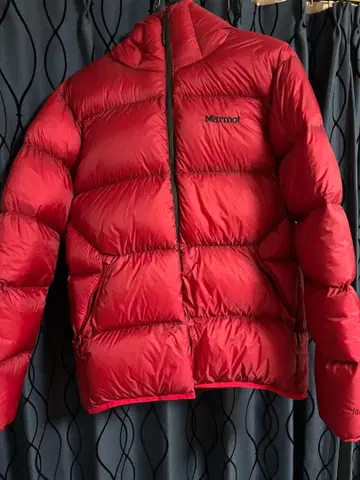 가격 인하 협상 가능 Marmot 다운 자켓 레드 후드 부착