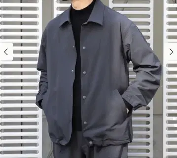 다크 그레이 자켓과 팬츠 세트