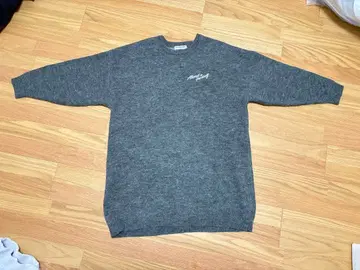 로데오 크라운 무릎 기장 니트