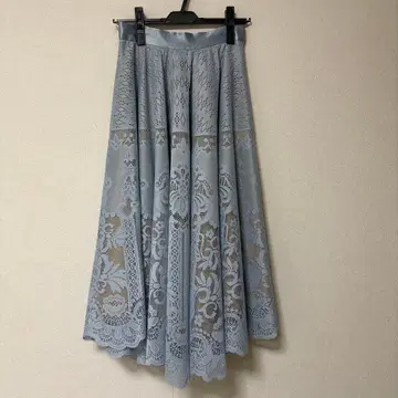 더블 스탠다드 sov 라이트 블루 레이스 플레어 스커트