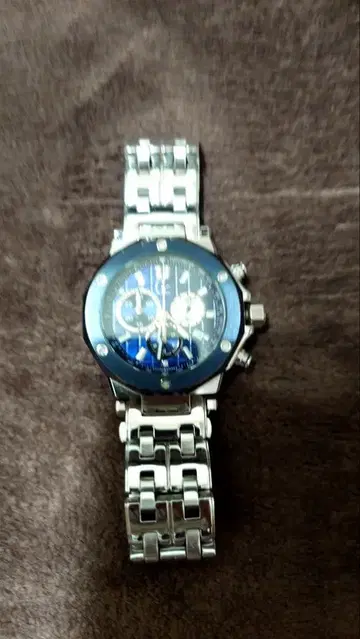 GC Watch 파랑 다이얼 실버 크로노그래프 손목시계
