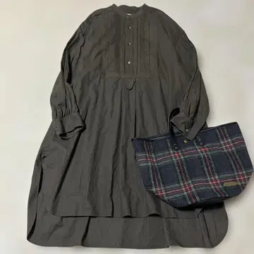 RNA-N 린넨 코튼 밴드 카라 핀턱 셔츠 원피스 브라운