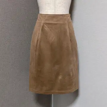 릴리 브라운 스웨이드 미디 스커트