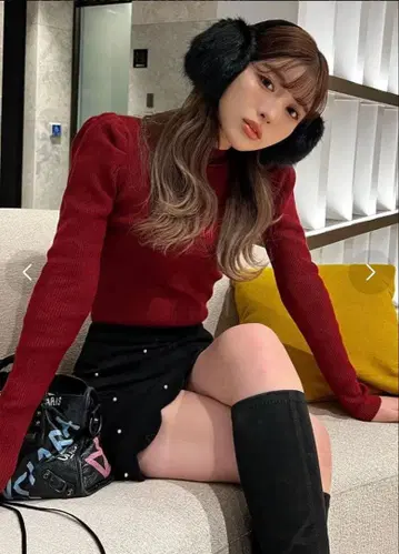 다리치 Darling 퍼프숄 니트탑