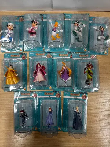 디즈니 캐릭터 피규어 세트 12개