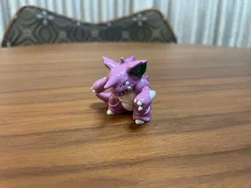 초기 몬코레 몬스터 컬렉션 니드킹 타카라토미