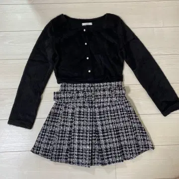 스퀘어 상의 라메 스웨이드 플리츠 스커트 벨트 포함 세트 판매