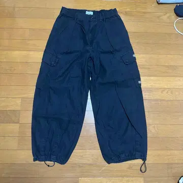 블랙 카고 팬츠 드로우 스트링 포함