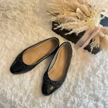 [새상품급] 다이애나 블랙 퀼팅 펌프스 리본 포함 플랫