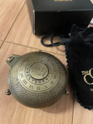 라일라의 모험 황금 나침반 거울 컴팩트