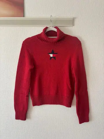 TOMMY JEANS 스타 니트