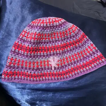 heaven by marcjacobs 버킷햇 적자색