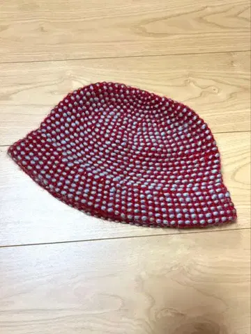 Sybilla 크러셔 버킷햇 울 100%