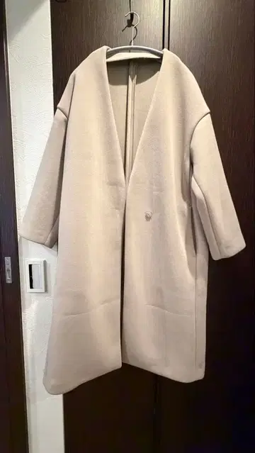 Plage 스펀지 리버 코트 베이지