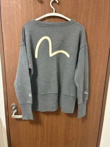 그레이 크루넥 트레이닝복