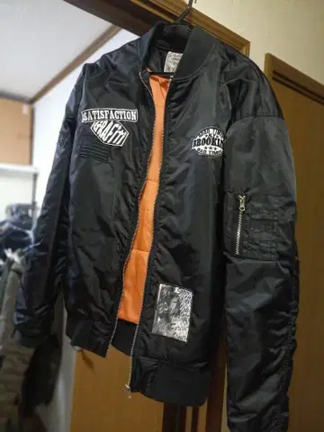 블랙 MA-1 플라이트 자켓 L 사이즈