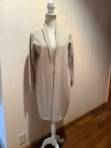 새상품급 팔라스 팔라스 베이지 롱 가디건