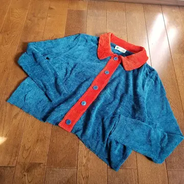 미사용품 마치코진트 파랑과 빨간색의 가디건