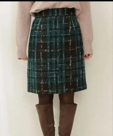 프로포션 바디 드레싱 그린 계열 체크 무늬 타이트 스커트