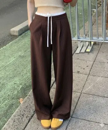 다크 브라운 스트라이프 와이드 팬츠 M