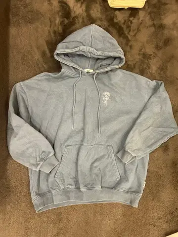 Perushu 꽃 자수 후드 부착 후드티