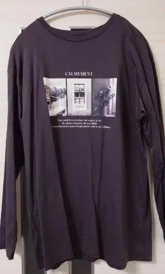 그래픽 T셔츠 다크 퍼플