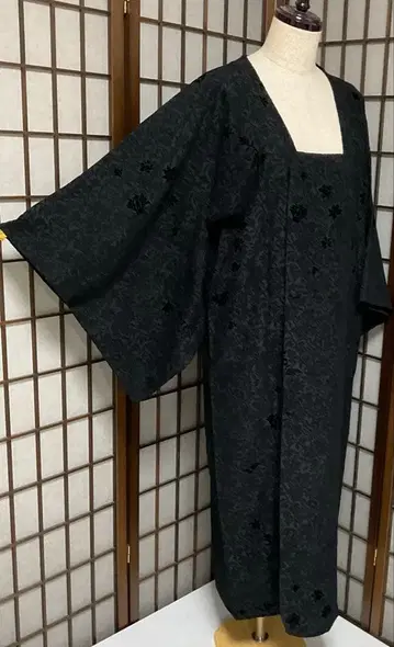 C70 순수 실크 겨울용 비로드 린나 코트 롱 새상품급 기모노