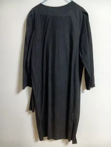 시 올 블랙 긴팔 무릎 기장 원피스 백리본