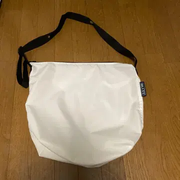 줄라이 나인 숄더백 에코백