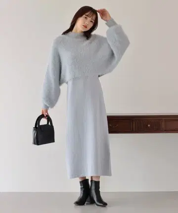 BLUEEAST 샤기 니트 & 슬리브리스 니트 원피스 셋업