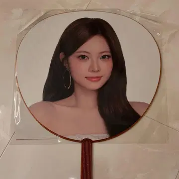 LE SSERAFIM 르세라핌 은채 부채 도쿄돔