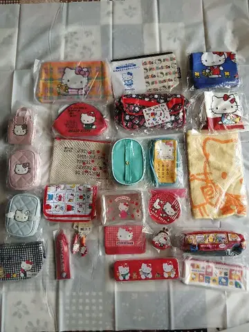 헬로키티 그리운 아이템 컬렉션 외 묶음 판매 낱개 판매합니다.