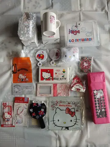 헬로키티 캐릭터 굿즈 세트