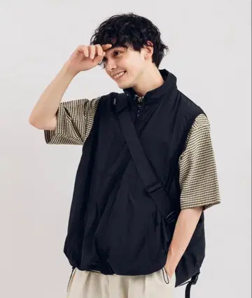 네이비 나일론 집업 베스트