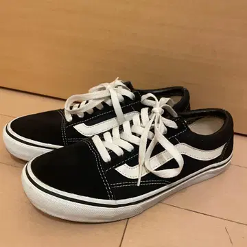 VANS 스니커즈 블랙 24.5