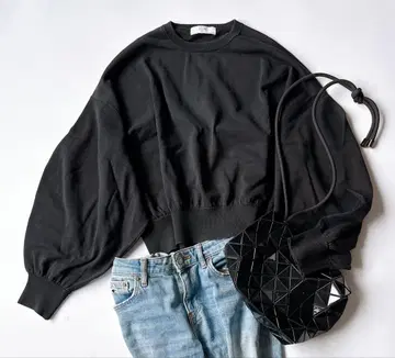 슬로브 이에나 SLOBE IENA 볼륨 슬리브 니트 풀오버 블랙