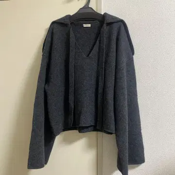 프로타고니스타 니트