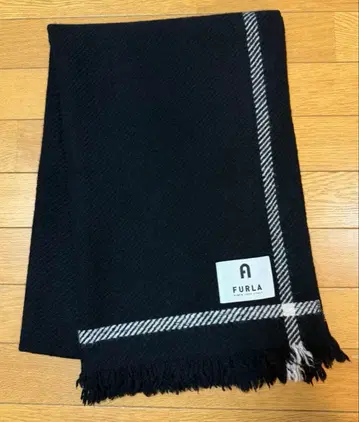 FURLA 울 머플러