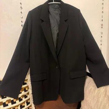 Spick & Span 블랙 테일러드 자켓 라메 믹스 새상품급