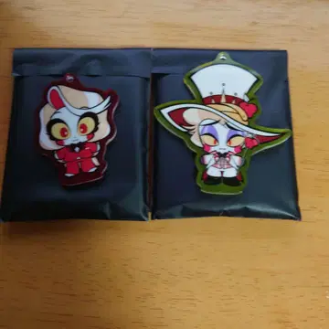 찰리, 루시퍼 아크링 키링