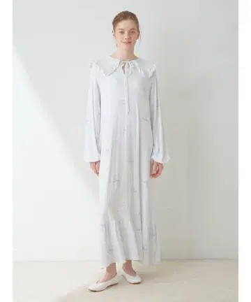 젤라또피케 룸웨어 쓰리 슬립독 패턴 원피스 말티즈