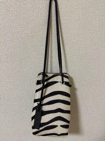 MARCO MASI 제브라 패턴 숄더백