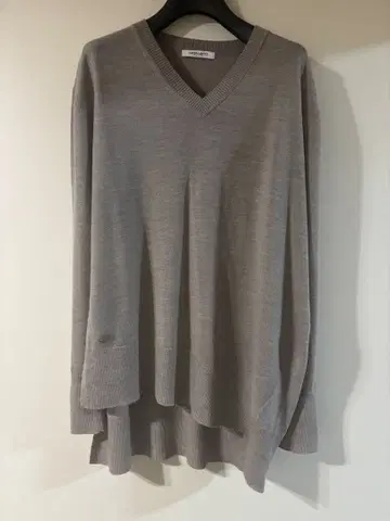 모라비토 프리미어 스웨터 38 사이즈