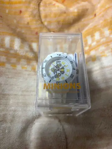 MINIONS 손목시계 화이트