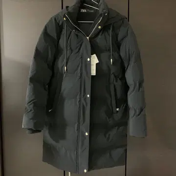 새상품 ZARA 다운 코트 M 사이즈
