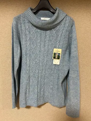 라이트 블루 케이블 니트 터틀넥 스웨터