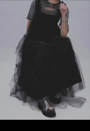 롱 프릴 개더 리본 원피스 [ HARE ]