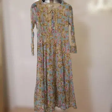 새상품 슈퍼뷰티 페이즐리 무늬 롱 원피스